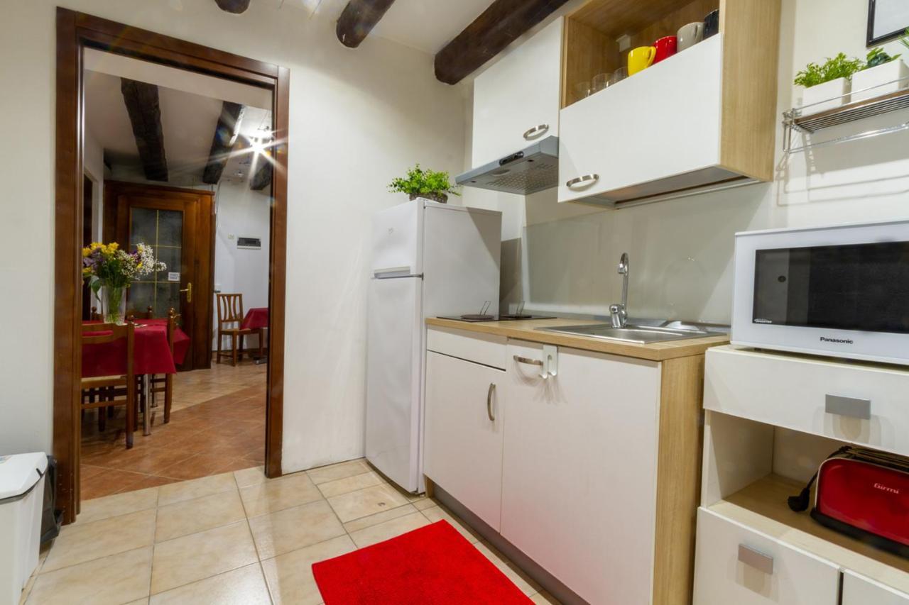 Art Dreams Apartment Teatro Italia เวนิส ภายนอก รูปภาพ
