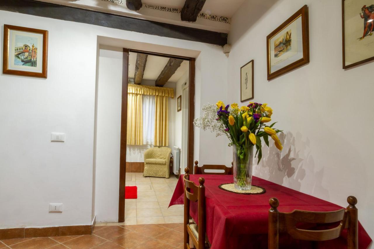 Art Dreams Apartment Teatro Italia เวนิส ภายนอก รูปภาพ